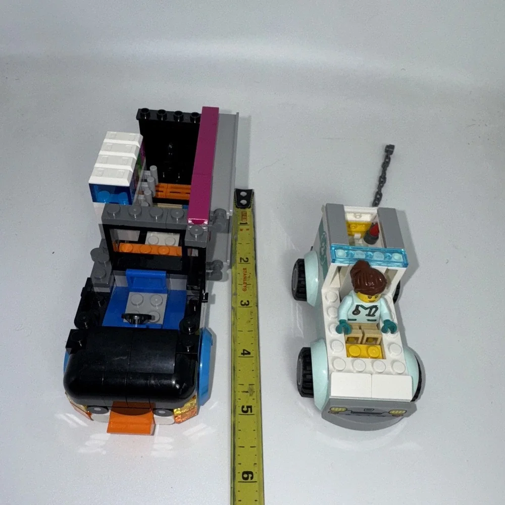 Lego City Penguin Slushy Van Set and a Small Van Incomplete sets